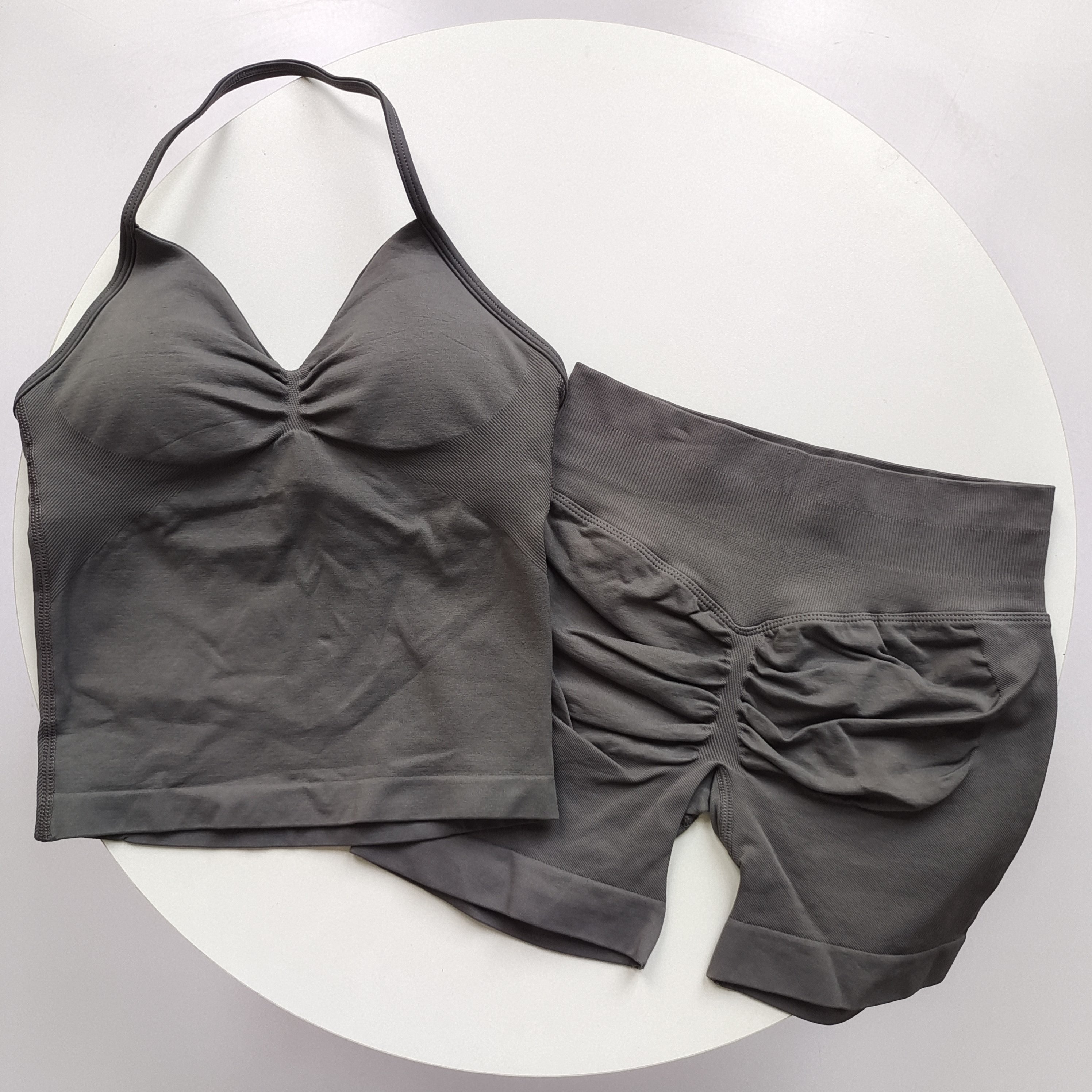 Summer Yoga Two-Piece Set for  - Suspender Tank Top のレビューと価格