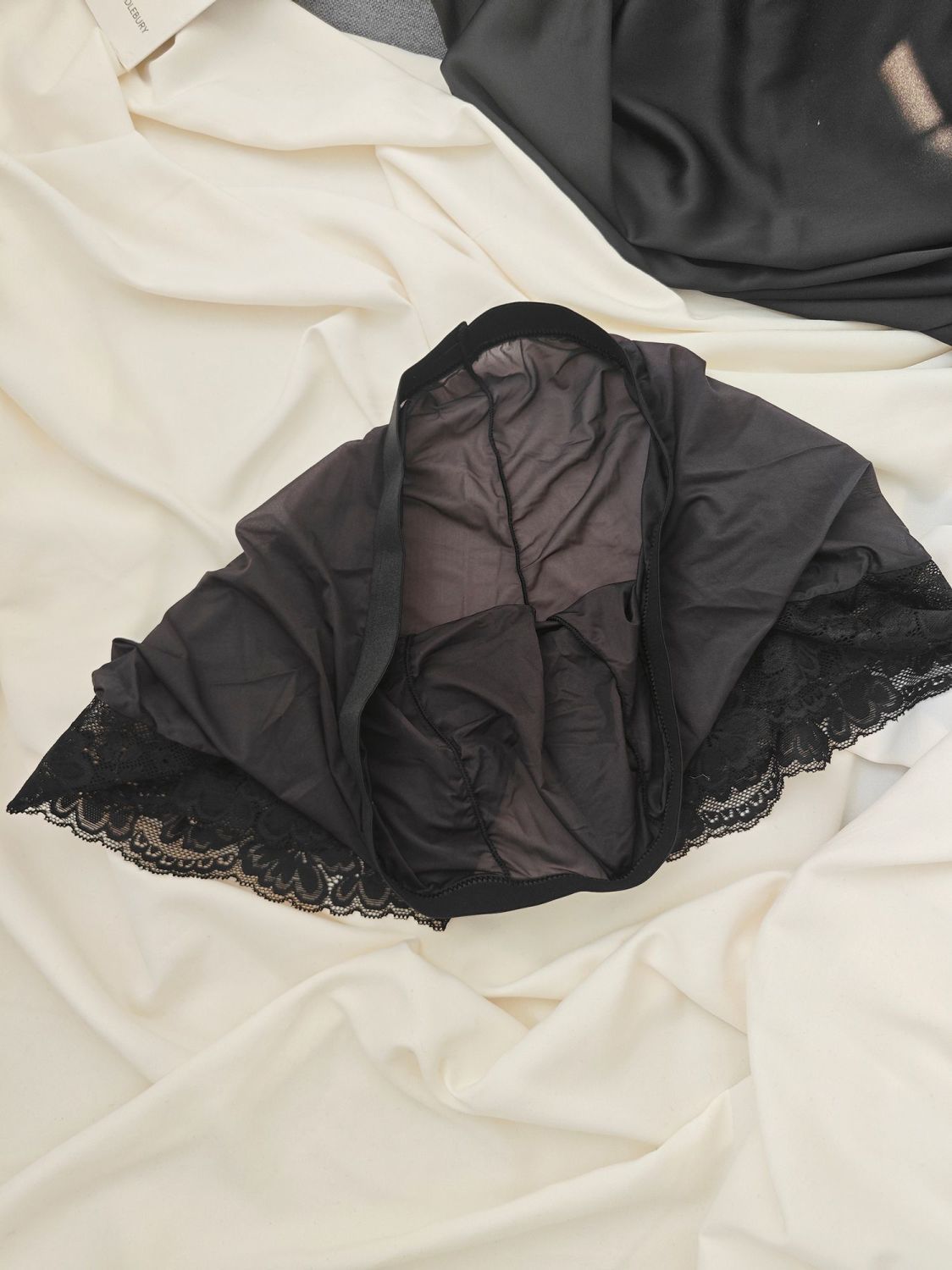 Sexy Man's Glossy Lace Hem Sho - Pouch Boxer Pouch のレビューと価格